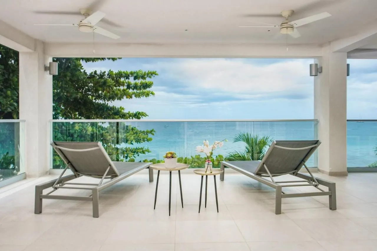 The One At The Saint James By Blue Sky Luxury 0*,