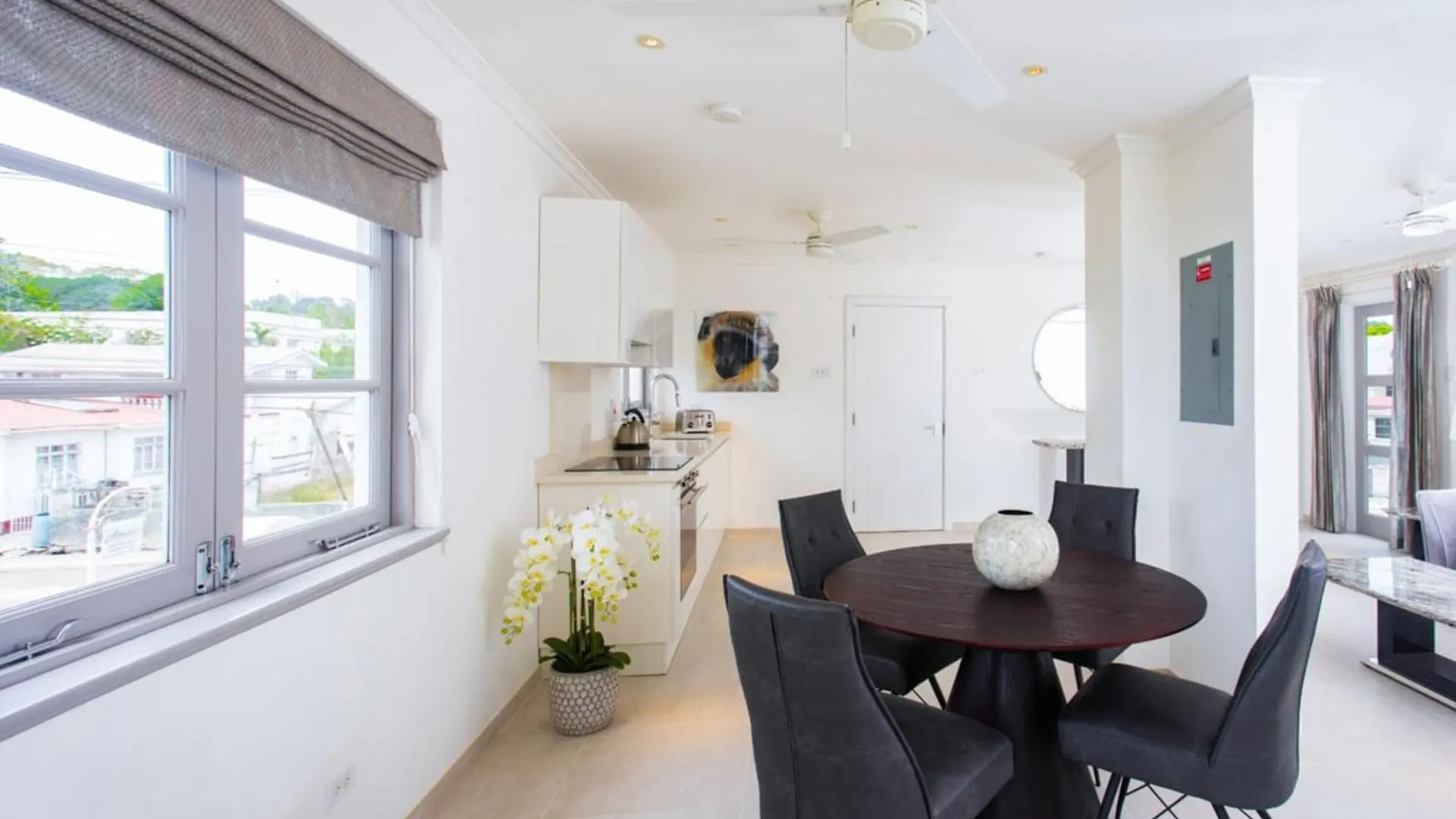 The One At The Saint James By Blue Sky Luxury